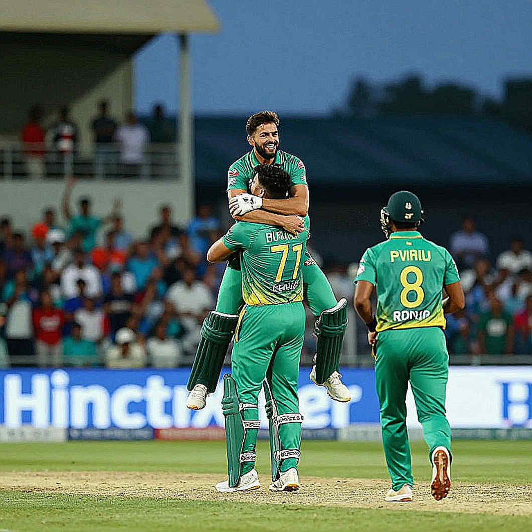 ১২.১ ওভারের সমীকরণ: বাংলাদেশের পাওয়ারপ্লের আসল হিসাব